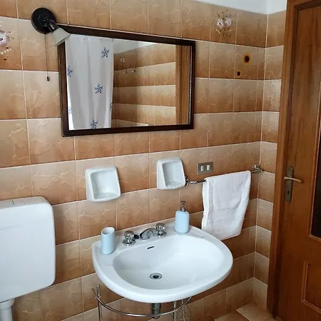 Patty House Apartment Colico
